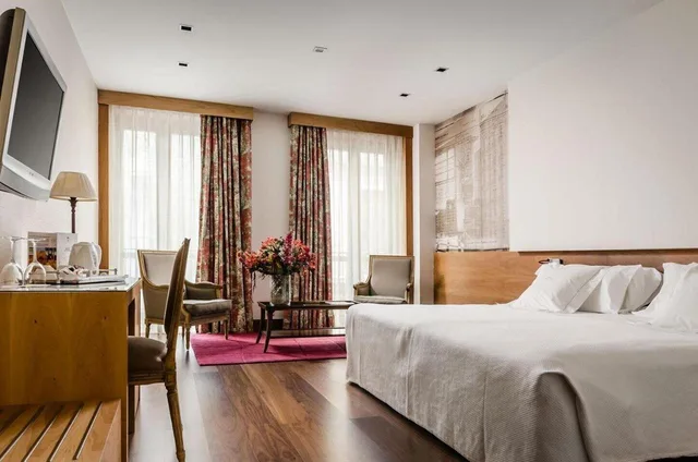 Superior, Gran Hotel La Perla 2/3