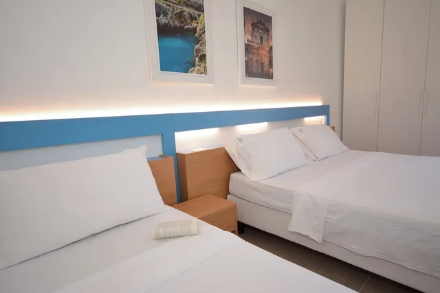 غرفة قياسية ثلاثية بسرير كوين وسرير فردي، Hotel Miramare 3/7