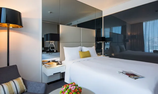 غرفة بسرير كينج، Centro Westside Rotana 1/2