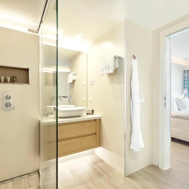 Lagoon, Infinity, Suite, King Bed، 7Pines Resort Ibiza 2/2