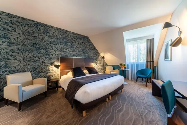 Prestige, Garden or Vineyard View، Le Richebourg Hotel Restaurant Spa 4/10