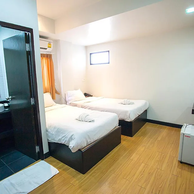 غرفة اقتصادية بسريرين منفصلين، Basic Line Hotel at Loikroh 6/8