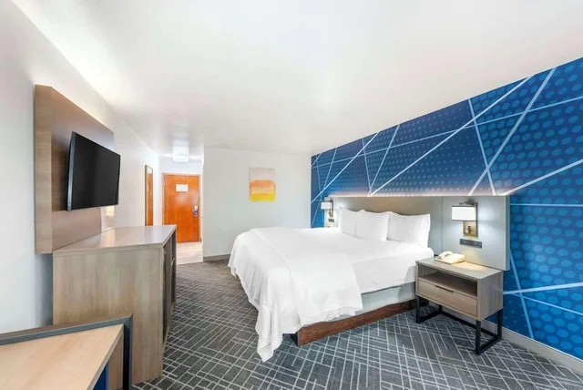 غرفة قياسية بسرير كينج، Comfort Inn - Killeen near Fort Hood 3/8