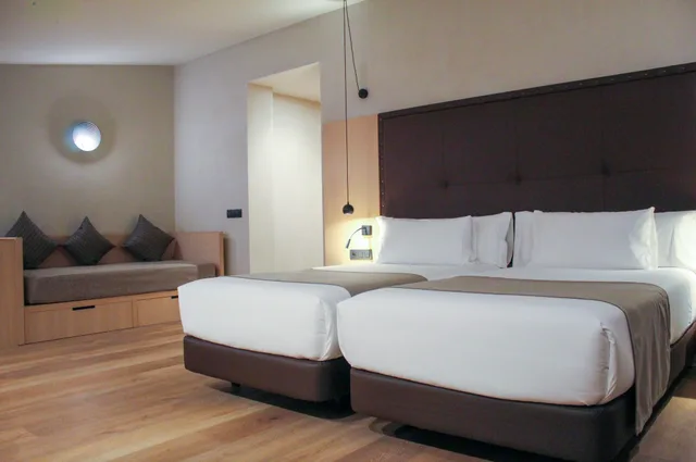 غرفة سوبيريور عائلية مفردة، Gran Hotel Barcino 3/10