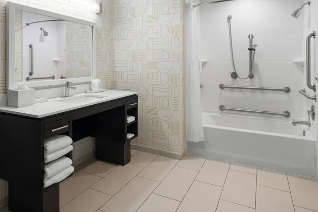 جناح بسرير كينج لذوي الإعاقة، Home2 Suites By Hilton Meridian 5/5