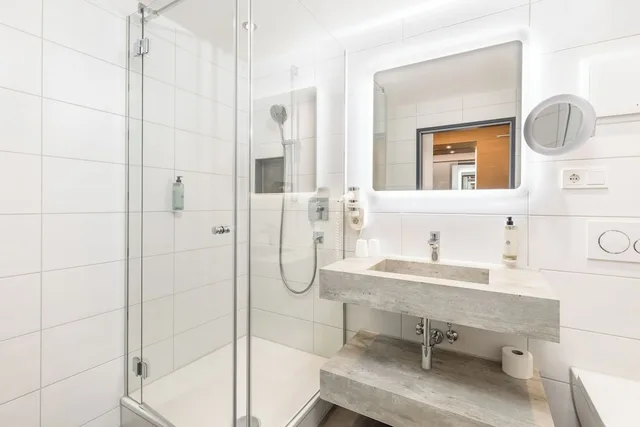 غرفة كومفورت بسرير مزدوج مع أريكة، Hotel zur Post 8/10