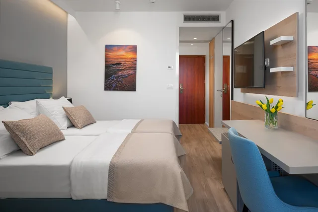 غرفة كلاسيكية بسرير مزدوج بإطلالة على المتنزه، Valamar Meteor Hotel 1/2