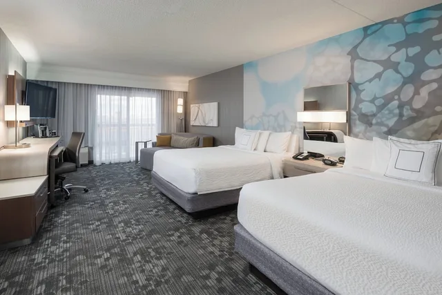Room, 2 Queen Beds, Sofa, Courtyard By Marriott Toronto Vaughan 1/5