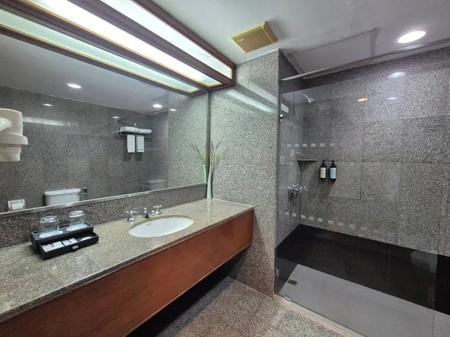 غرفة غراند ديلوكس بسرير كينج، Loei Palace Hotel 3/3