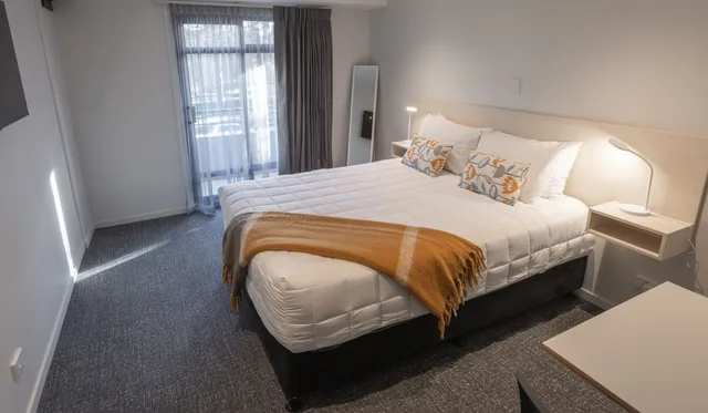 غرفة كلاسيكية بسرير كوين بحمام مشترك، Hotel Give 6/9