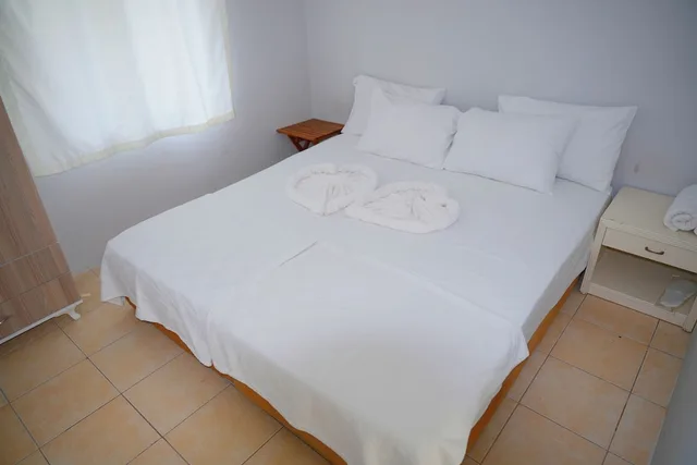 غرفة قياسية بسرير مزدوج، Angels Garden Hotel 3/5