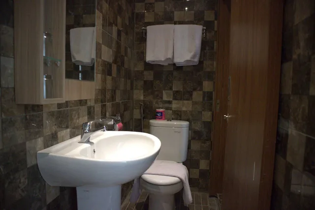 King Bed, Djoeang View، Petit Boutique Hotel Solo 2/2