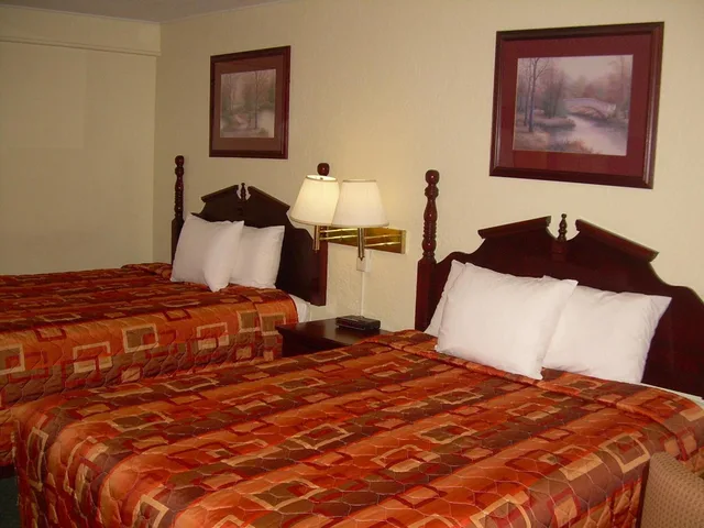 غرفة اقتصادية بسرير مزدوج، 83 Motel 2/10