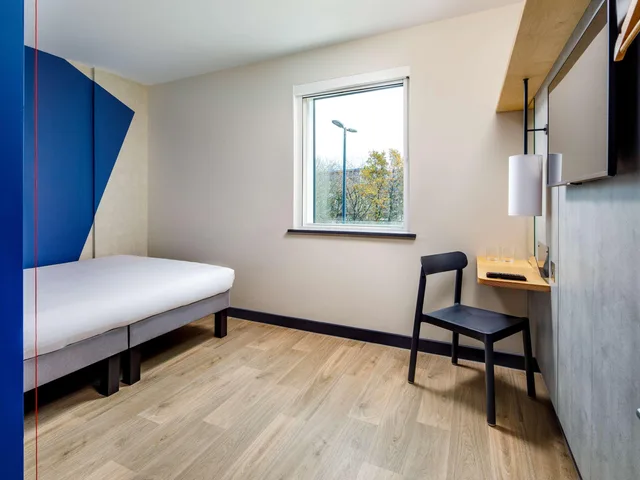 غرفة بسرير مزدوج لذوي الإعاقة، ibis budget Manchester Airport 3/5