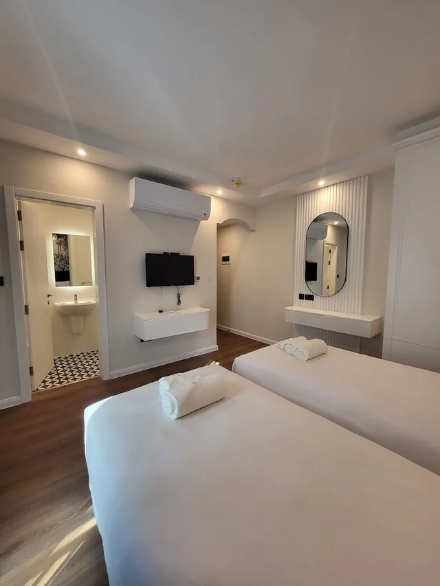 غرفة اقتصادية بسرير مزدوج أو سريرين منفصلين، Carlton Hotel Malta 3/5