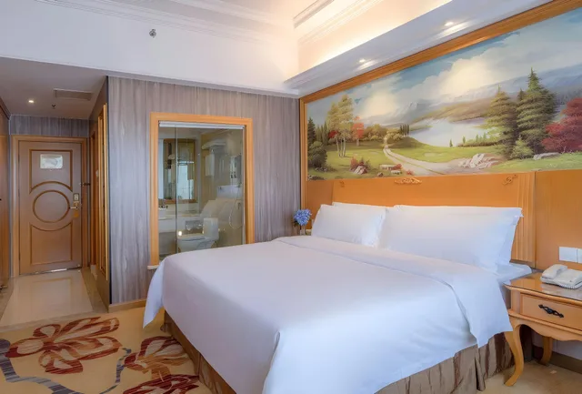 غرفة قياسية بسريرين منفصلين، Vienna International Hotel (Zhuhai Lovers Middle Road Haibin Store) 2/2