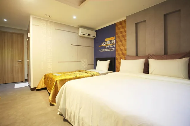 غرفة قياسية بسريرين منفصلين، Hotel Luxe 1/4