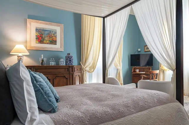 Junior Suite, Studio, Queen Bed, Sofa، Opera Boutique B B 2/4