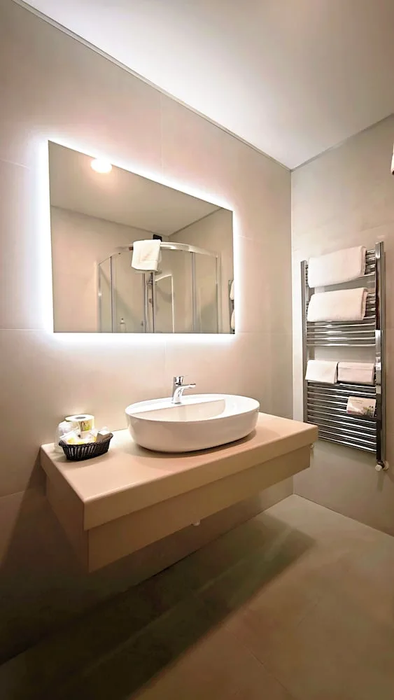 Room, Twin Beds, Le Torri Hotel 6/6