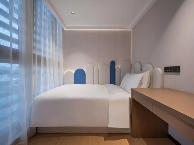 جناح ديلوكس بسرير مزدوج وسرير فردي، Novotel Hangzhou Xintiandi 3/8