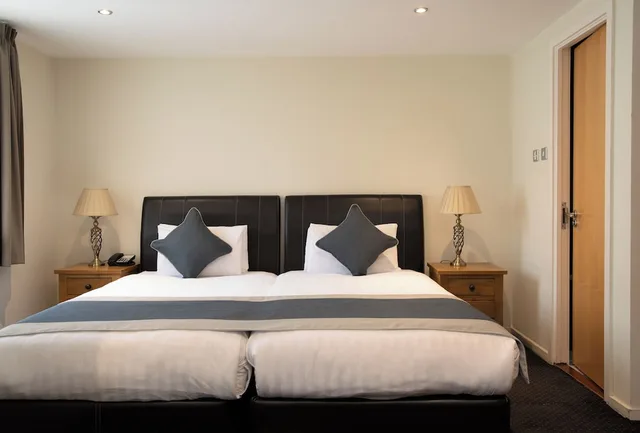 استوديو رباعي بسرير مزدوج مع أريكة، Grand Plaza Serviced Apartments 2/10
