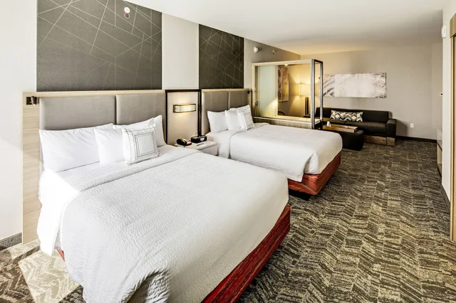 جناح بسريرين كوين مع أريكة، Springhill Suites Dayton Vandalia 1/1