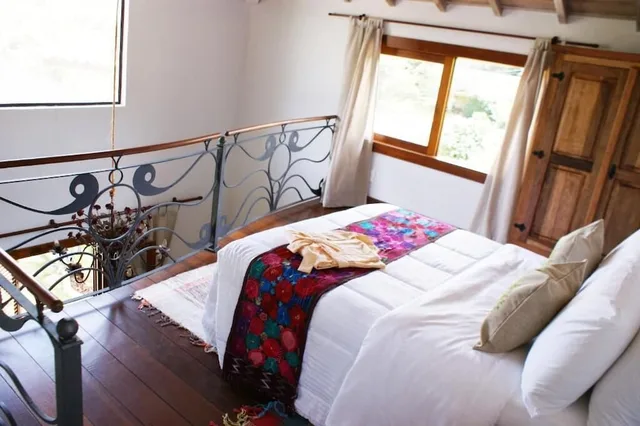 جناح رئاسي بسرير كوين بإطلالة على الحديقة، Le Village Boutique 5/10