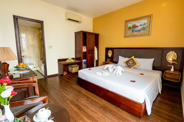 غرفة ديلوكس بسرير مزدوج بإطلالة على المدينة، Thanh Lich 2 Hotel 3/3