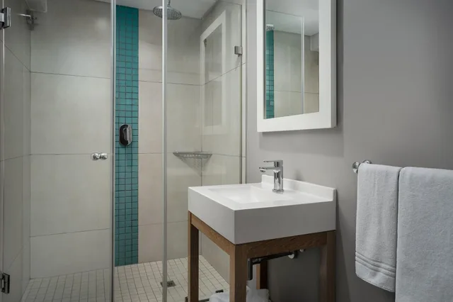 غرفة بسرير مزدوج، Protea Hotel by Marriott Cape Town Sea Point 3/4