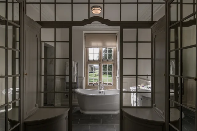 State, Suite, Mansion, Tylney Hall 2/2
