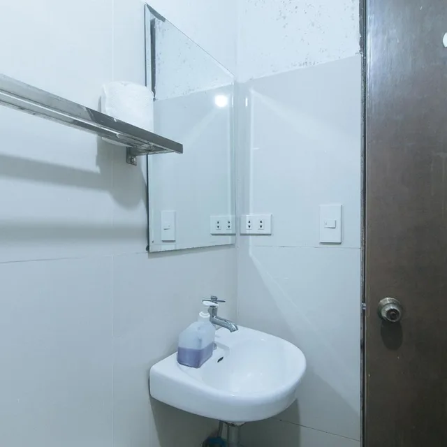 غرفة قياسية بسرير مزدوج، Stay Malate Hostel 8/8