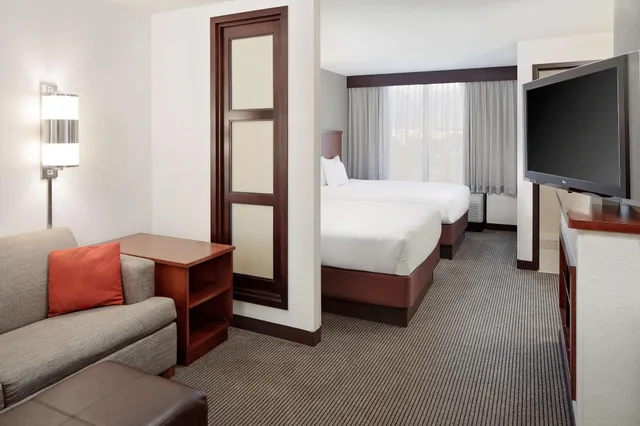 Room, Multiple Beds, High Floor، Hyatt Place Ontario/Rancho Cucamonga 2/3