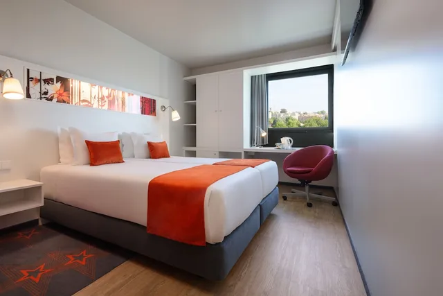 Room, Twin Beds, Star Inn Porto 4/7