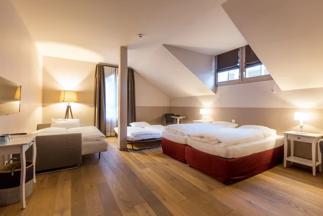 Family, Twin Beds, 2 Trundle Beds, Sofa، Hotel Emmental 1/2