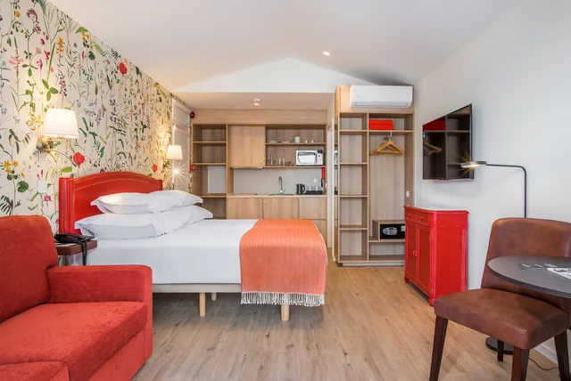 Studio, Double Bed, Lateral Side Sea View, Sofa، Pestana Quinta Do Arco 10/10