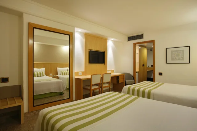 Superior, Street View، Royal Rio Palace Hotel 4/6