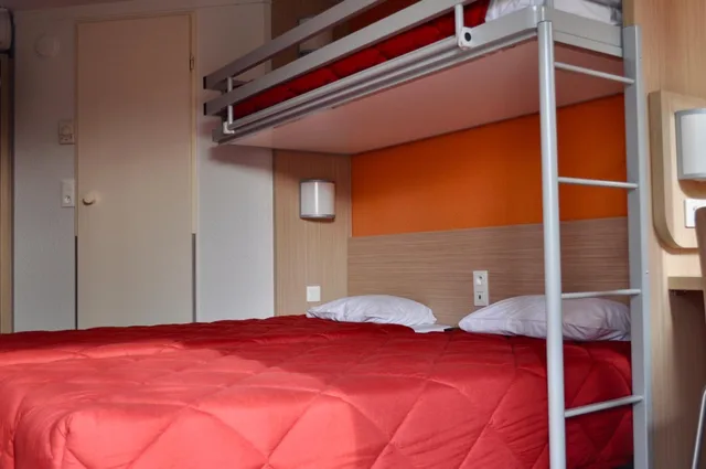 Room, Triple, 3 Beds, Premiere Classe Sete - Balaruc 1/3