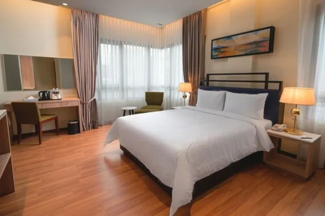 غرفة ديلوكس بإطلالة على المدينة، M Palace Hotel 2/4