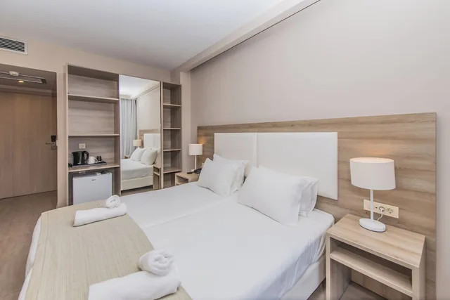 غرفة سوبيريور بسرير مزدوج، Porto Planos Beach Hotel 3/10