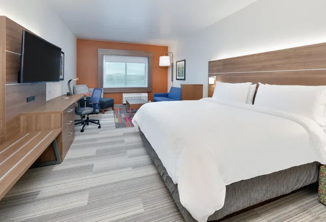 غرفة قياسية بسرير كوين، Holiday Inn Express And Suites Plano East 1/2