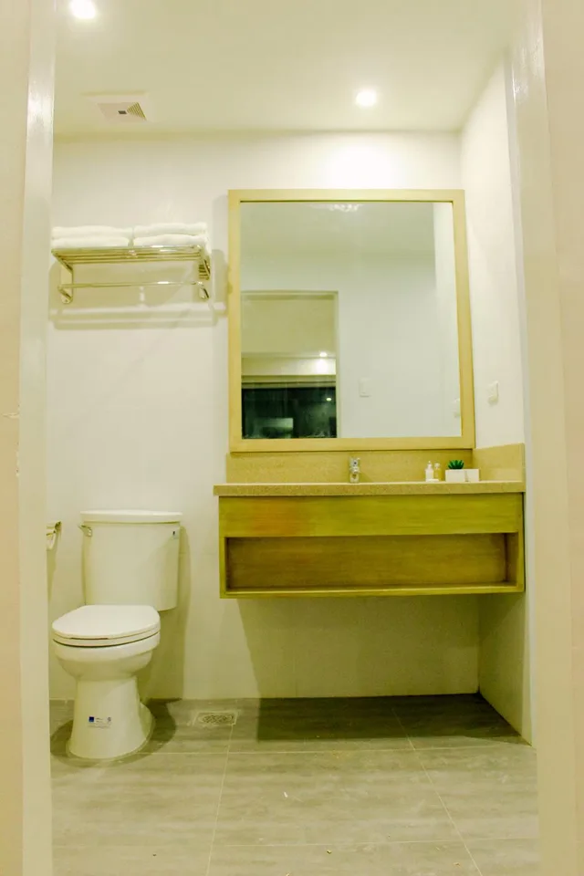 جناح بسرير كينج، Mabolo Royal Hotel 5/5