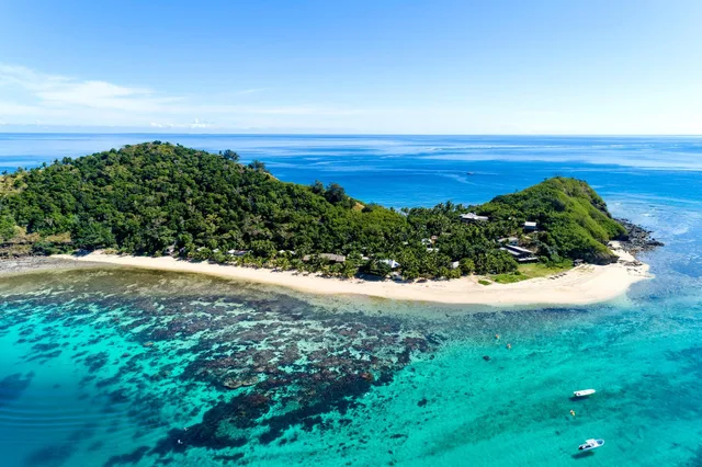 Mixed Dorm, Paradise, Shared Bathroom، Mantaray Island Resort 1/1