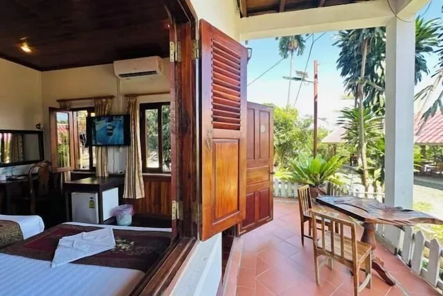 غرفة ديلوكس بسريرين منفصلين بإطلالة على الحديقة، Villa Kingkham Riverside 3/9
