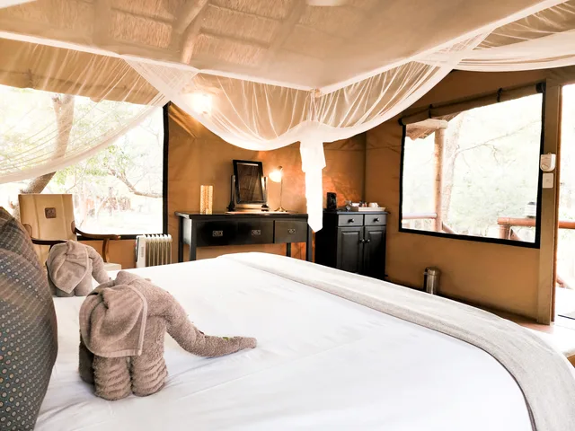 جناح فاخر، Chisomo Safari Lodge 3/8