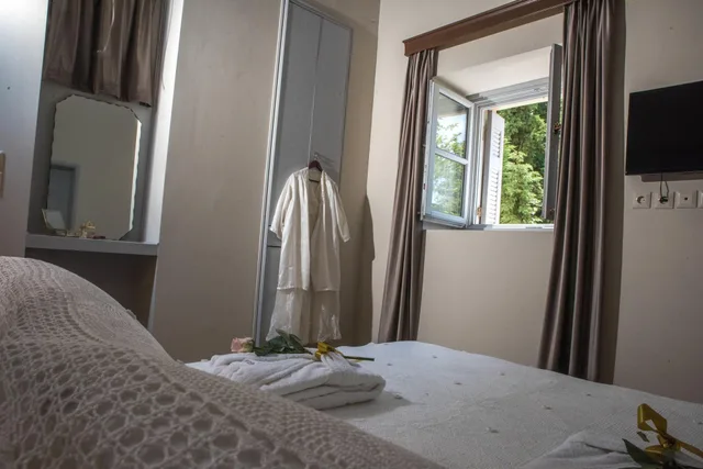 1 Bedroom, Deluxe, Suite, Executive Level, Bathtub, Kyria Boutique House 2/5