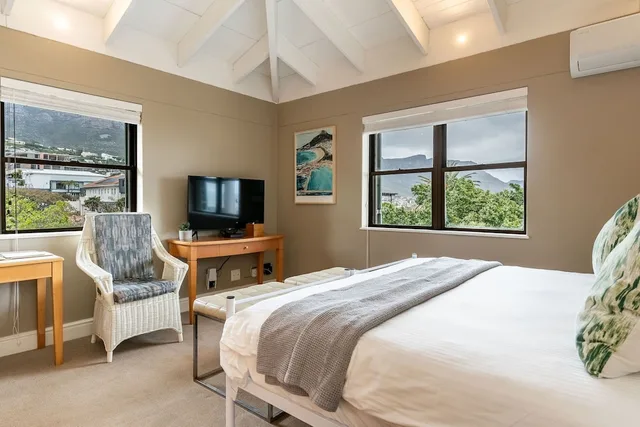 Sea Mountain, King Bed، Camps Bay Retreat 1/7