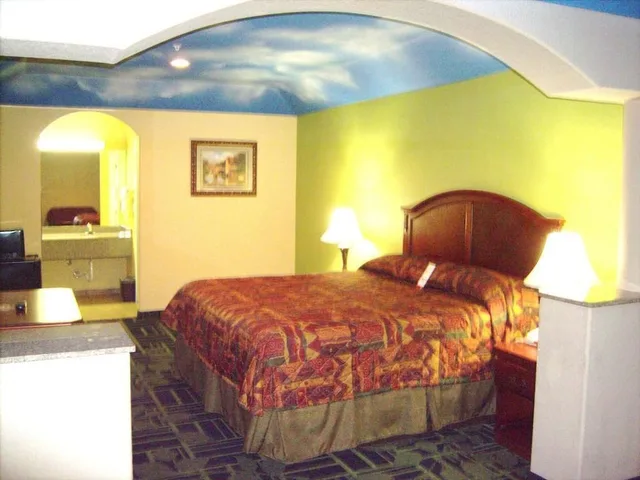 جناح بسرير كينج، Regency Inn 3/4