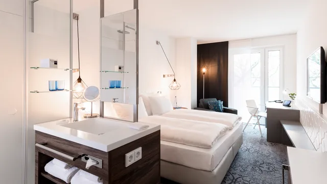 غرفة قياسية بسرير مزدوج أو سريرين منفصلين، Dorint Hotel Duren 2/2