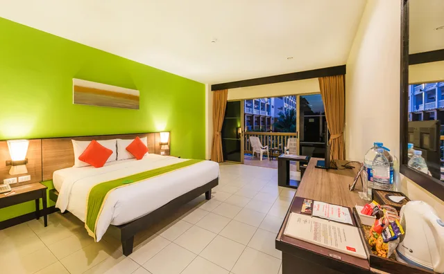 غرفة سوبيريور بسرير مزدوج أو سريرين منفصلين، Kata Sea Breeze Resort 9/10