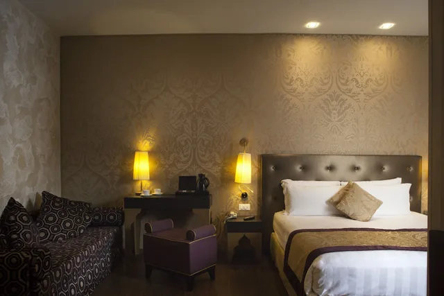 Junior Suite, Double Bed, Arcadia Hotel 1/3